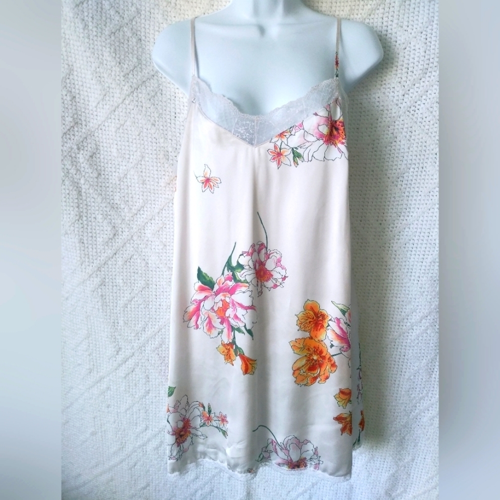Lulus Slip Sleepwear Women's size M